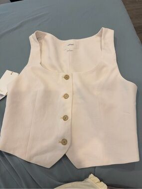 Wilfred Cream Button-Front Cropped Vest Artusi